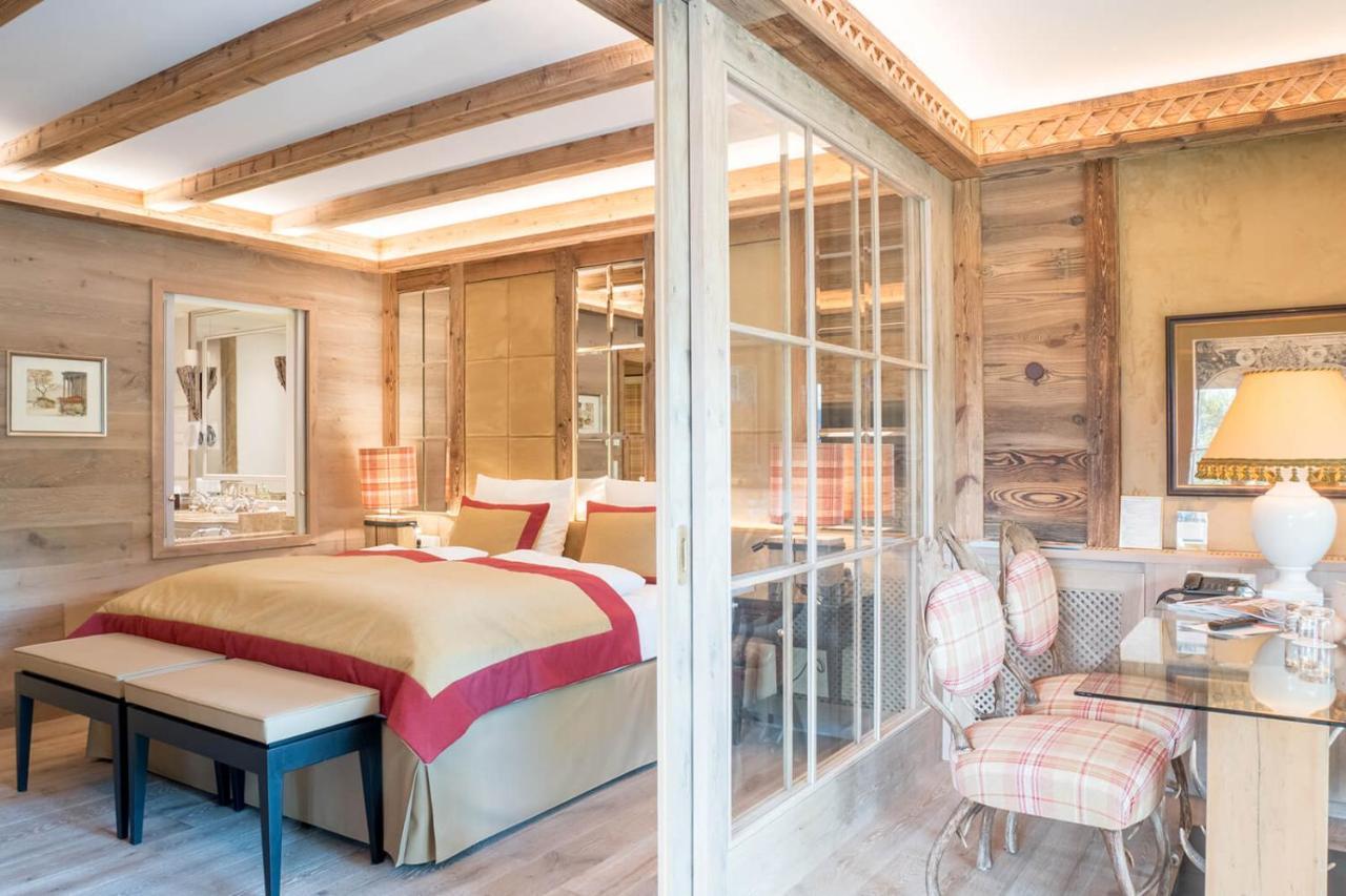 Hotel Alpin Sacher 5*